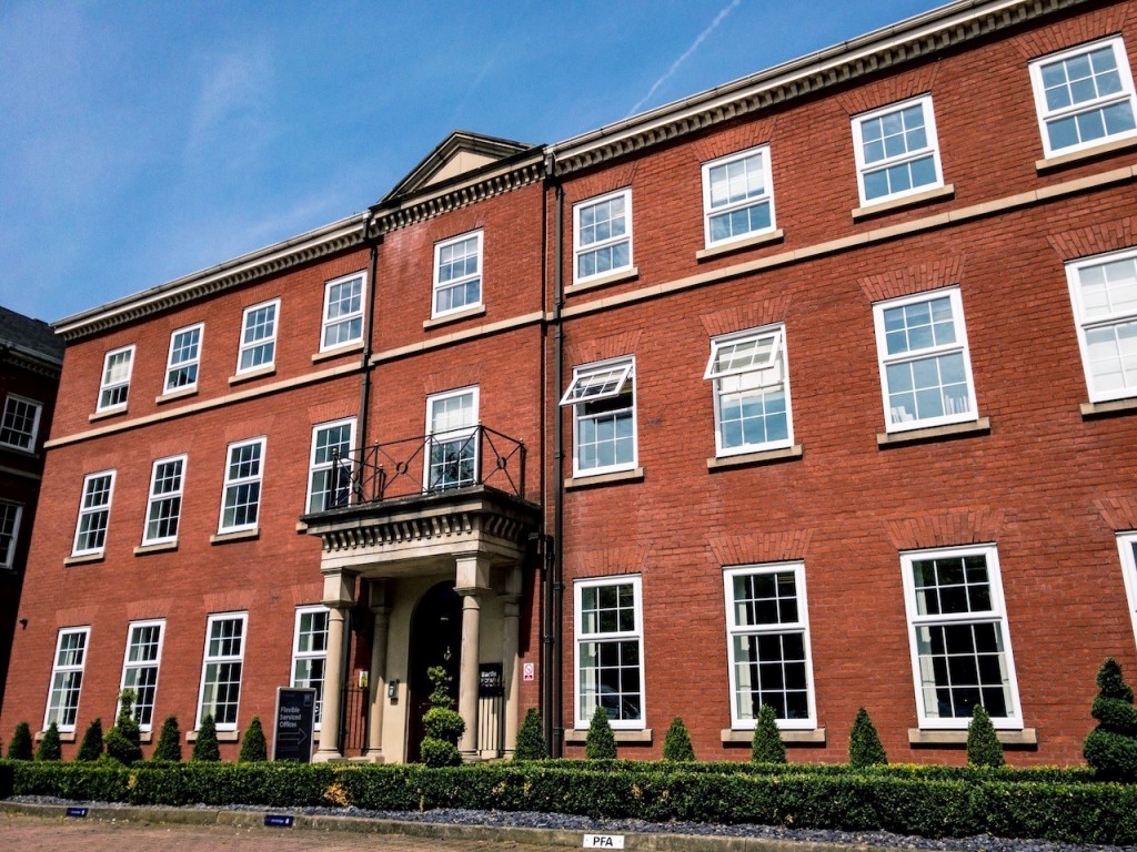 Oxford Court, Manchester, M2 3WQ