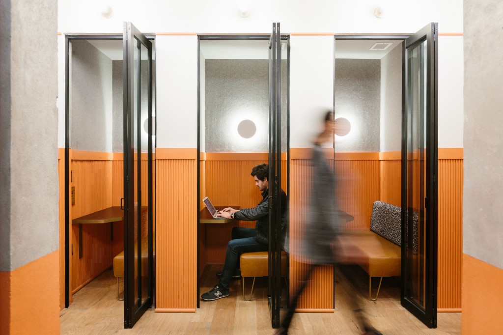 Minster Court, Monument, London, EC3R 7BB