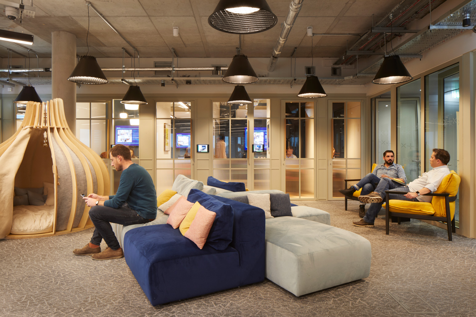 Southwark Bridge Road, Southwark, SE1 6FP