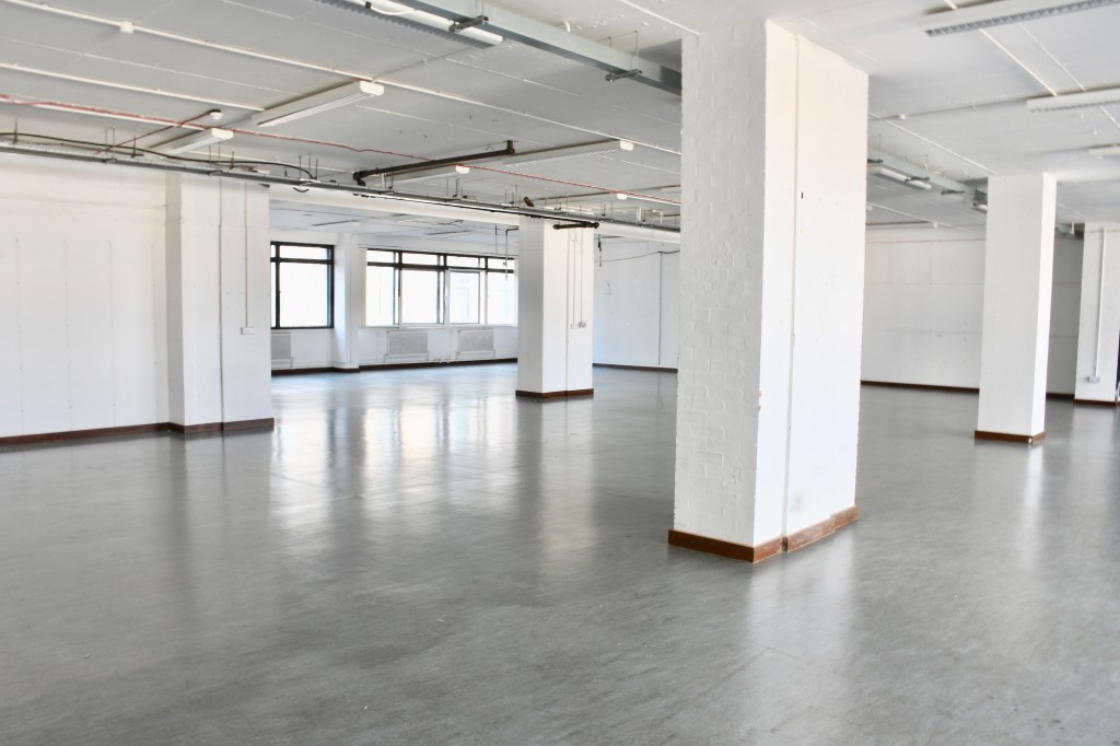 Commercial Road, Aldgate, London, E1 1LA