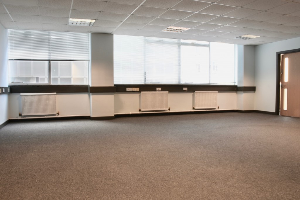 Commercial Road, Aldgate, London, E1 1LA