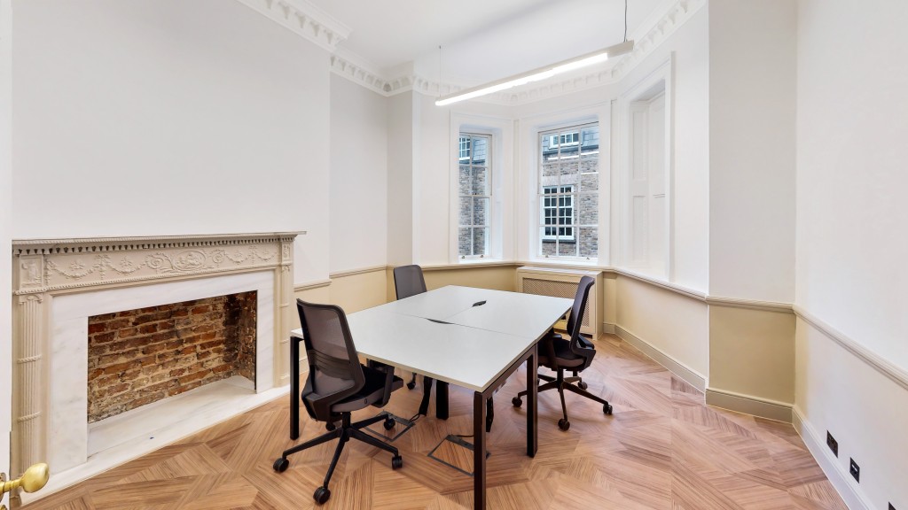 Theobalds Road, London, WC1X 8SL