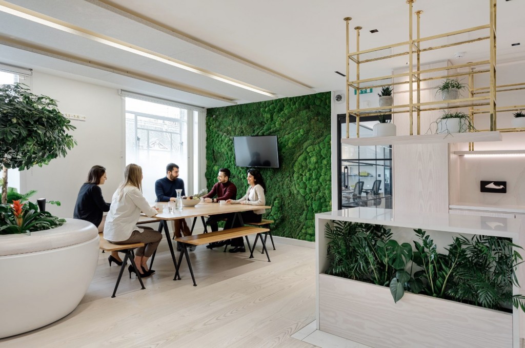 Heddon Street, Mayfair, W1B 4BD