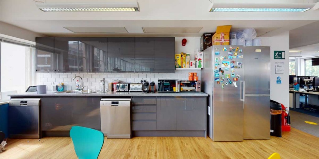 168-173, Holborn, WC1V 7AA