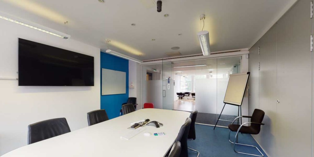 168-173, Holborn, WC1V 7AA