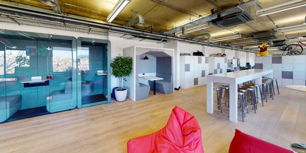Cambridge Grove, Hammersmith, W6 0LE