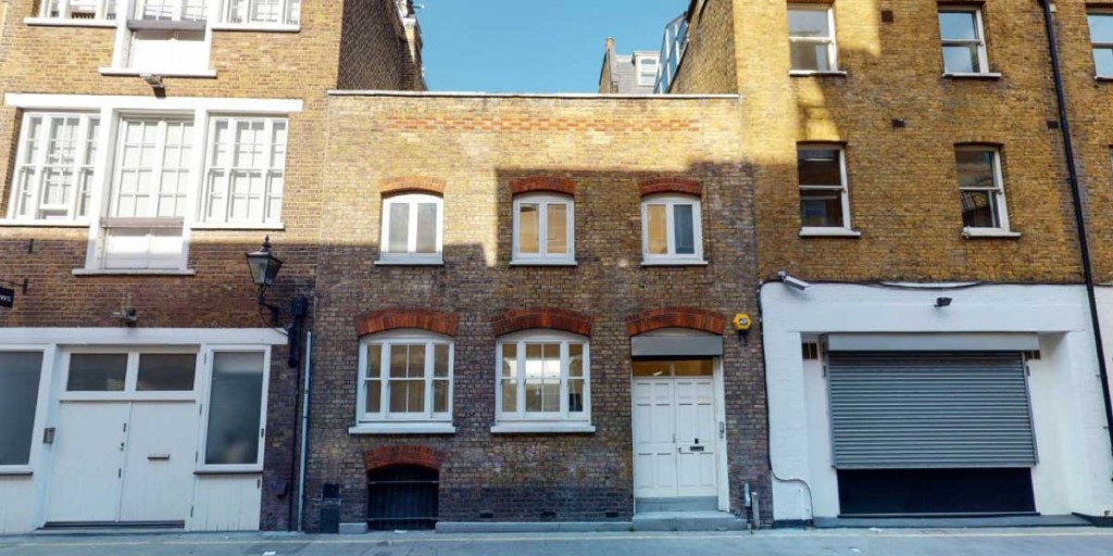 Berners Mews, Fitzrovia, W1T 3AN