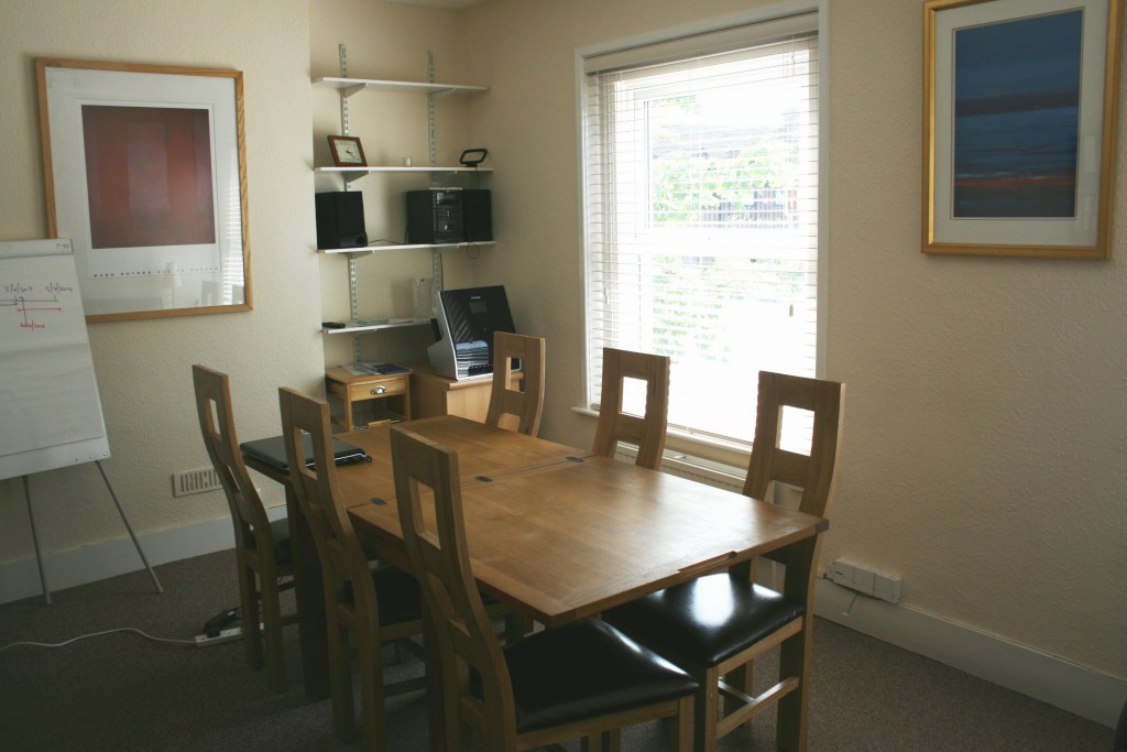 Tongham Road, Farnham, GU10 1PH