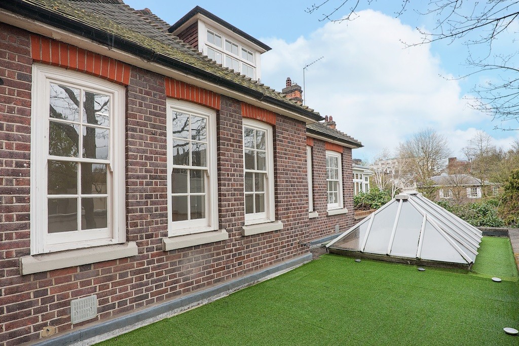 Circus Road, St. Johns Wood, NW8 9JH
