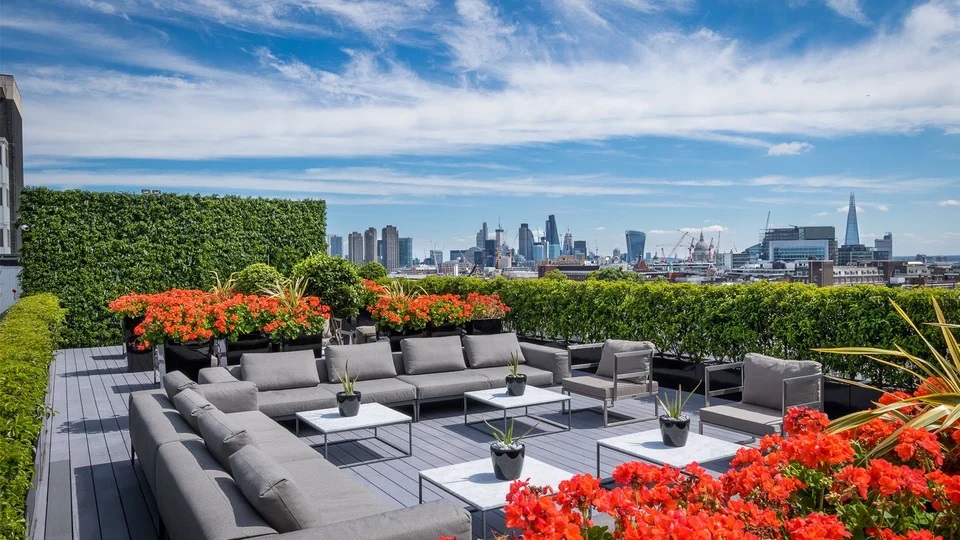 Theobald's Road, Holborn, WC1X 8RW