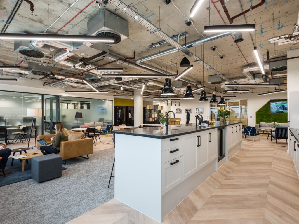 Venture X Building 7 566, Chiswick Park, Chiswick High Road, Chiswick Park, London, W4 5YG