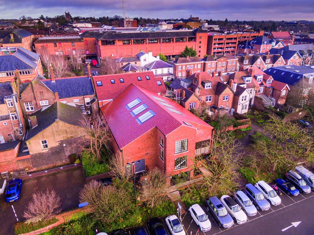 London Road, St. Albans, AL1 1NG