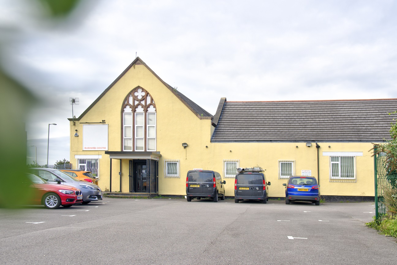 St. Marys Road, Liverpool, L19 2NL