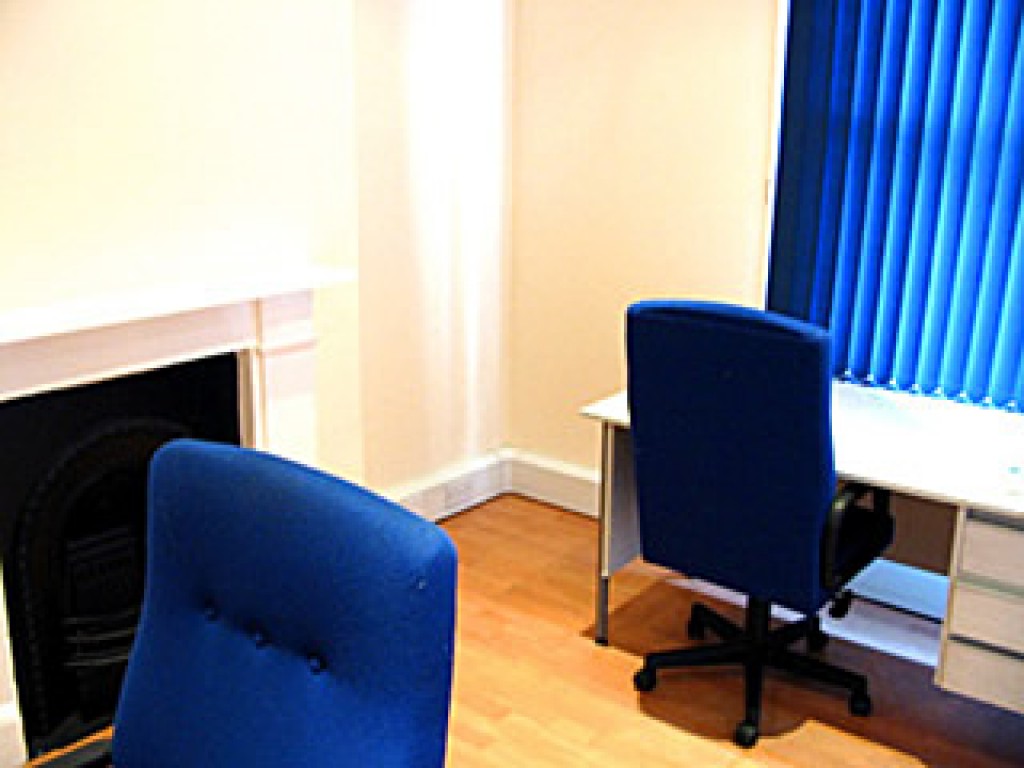 Crouch End Hill, Hornsey, N8 8AA