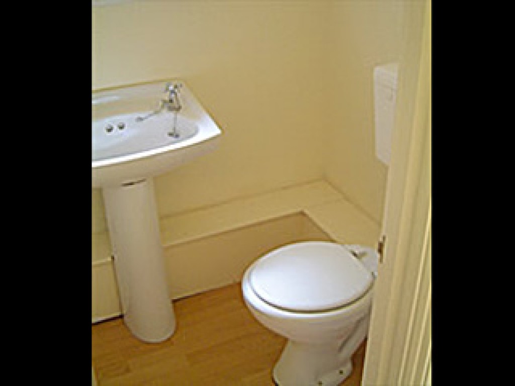 Crouch End Hill, Hornsey, N8 8AA