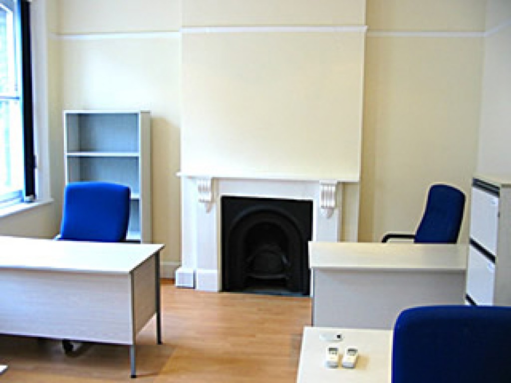 Crouch End Hill, Hornsey, N8 8AA