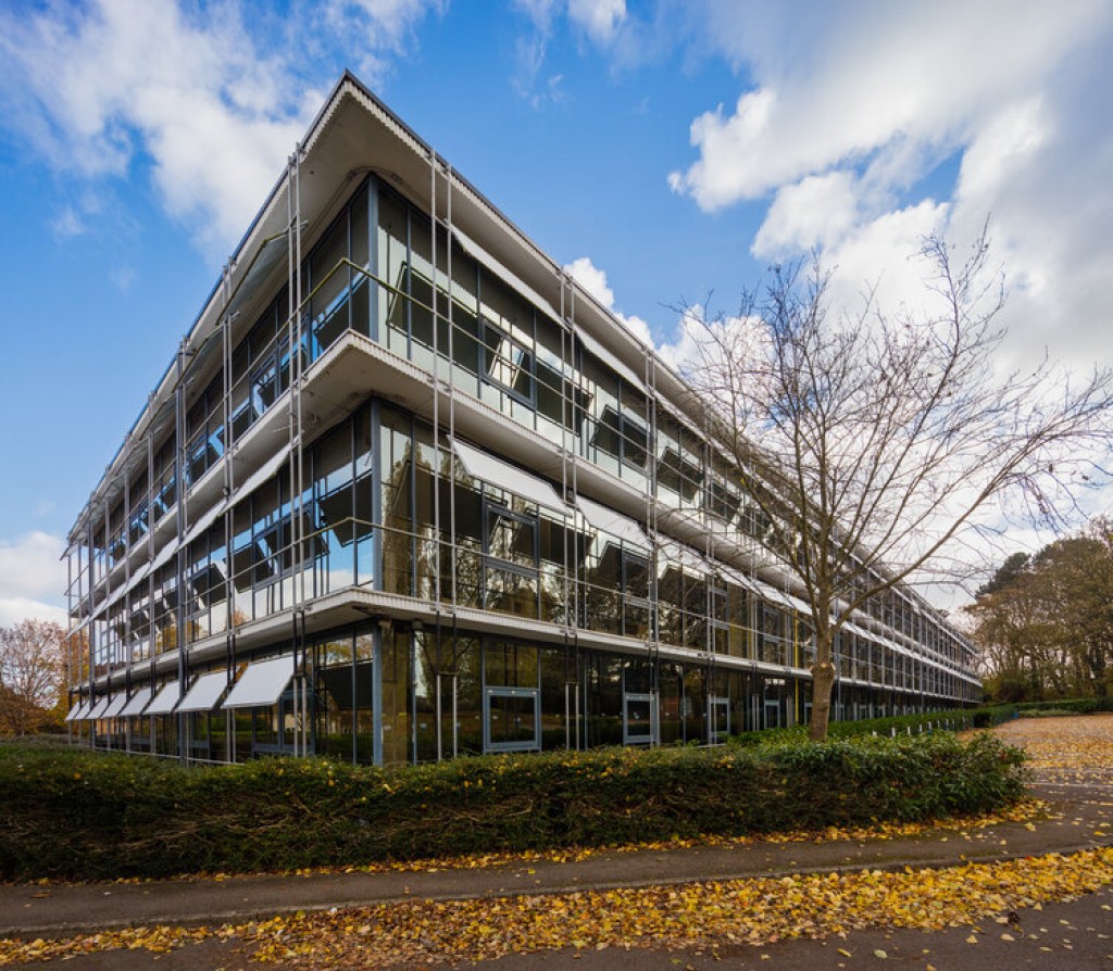Sherwood Drive, Milton Keynes, MK3 6DP