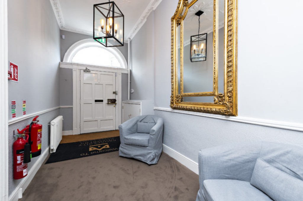 Lower Baggot Street, Dublin, D02 X658