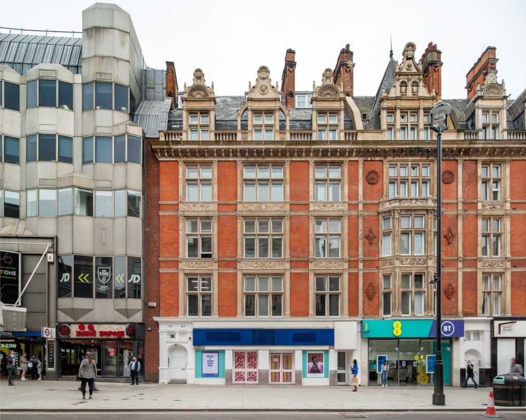 Oxford Street, Mayfair, W1C 2NB