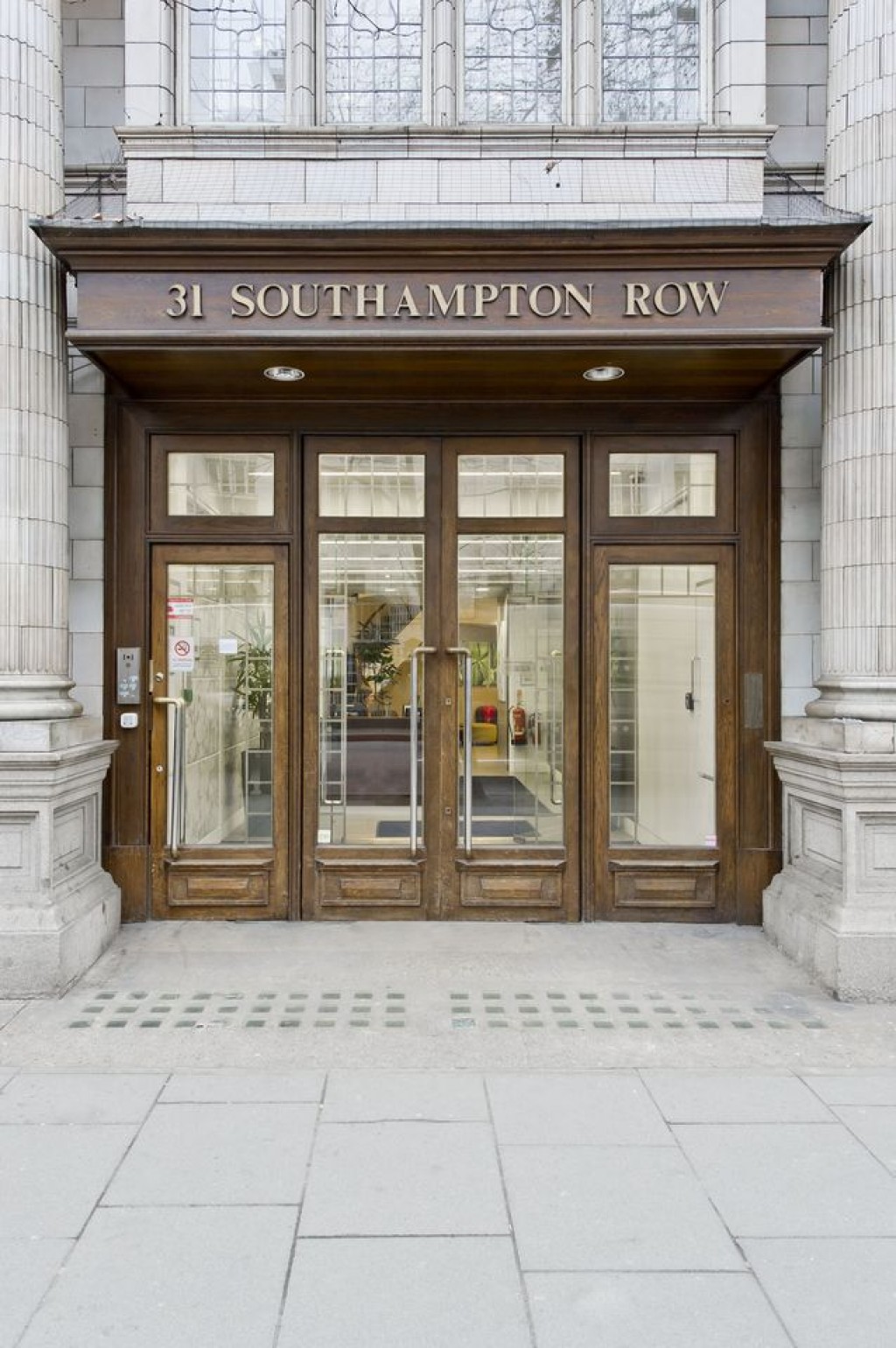 Southampton Row, Holborn, WC1B 5HJ