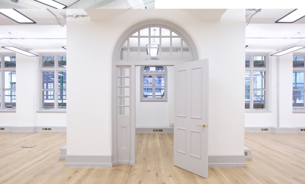 Lloyds Avenue, Aldgate, EC3N 3AX