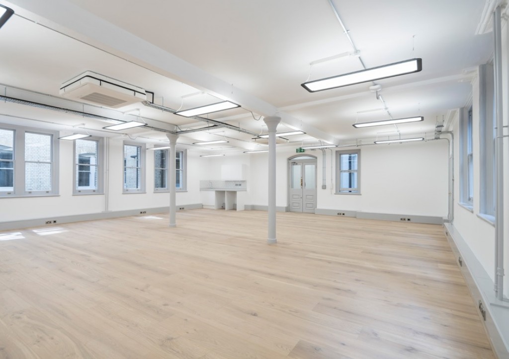 Lloyds Avenue, Aldgate, EC3N 3AX
