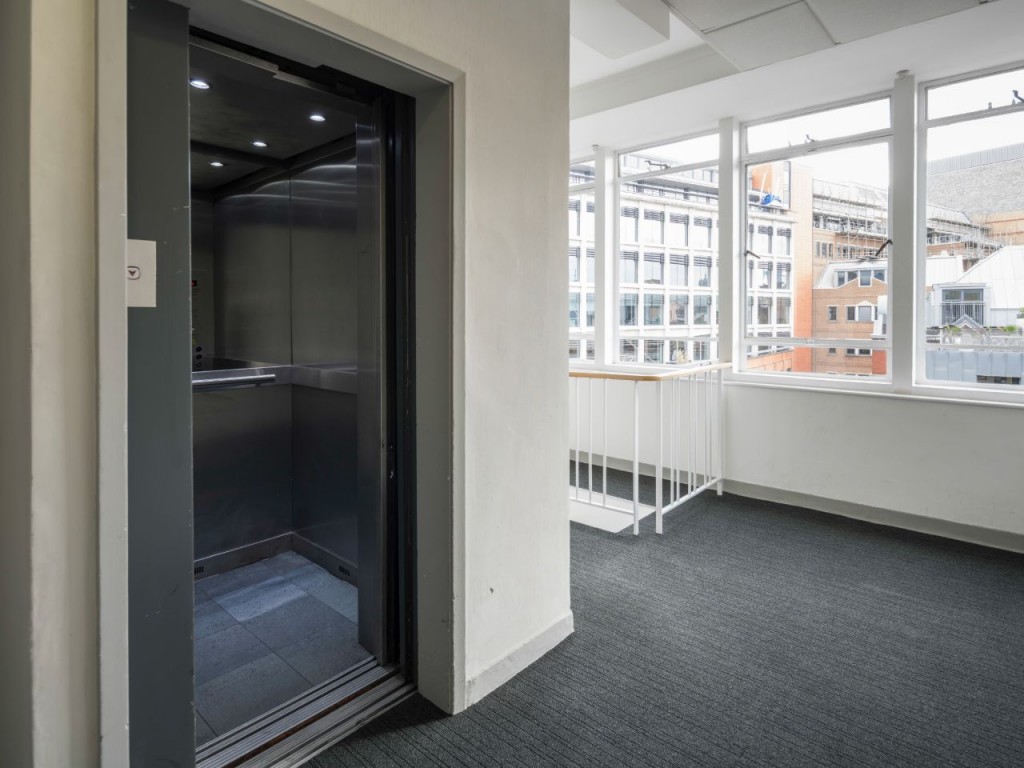 Long Lane, Barbican, EC1A 9HF