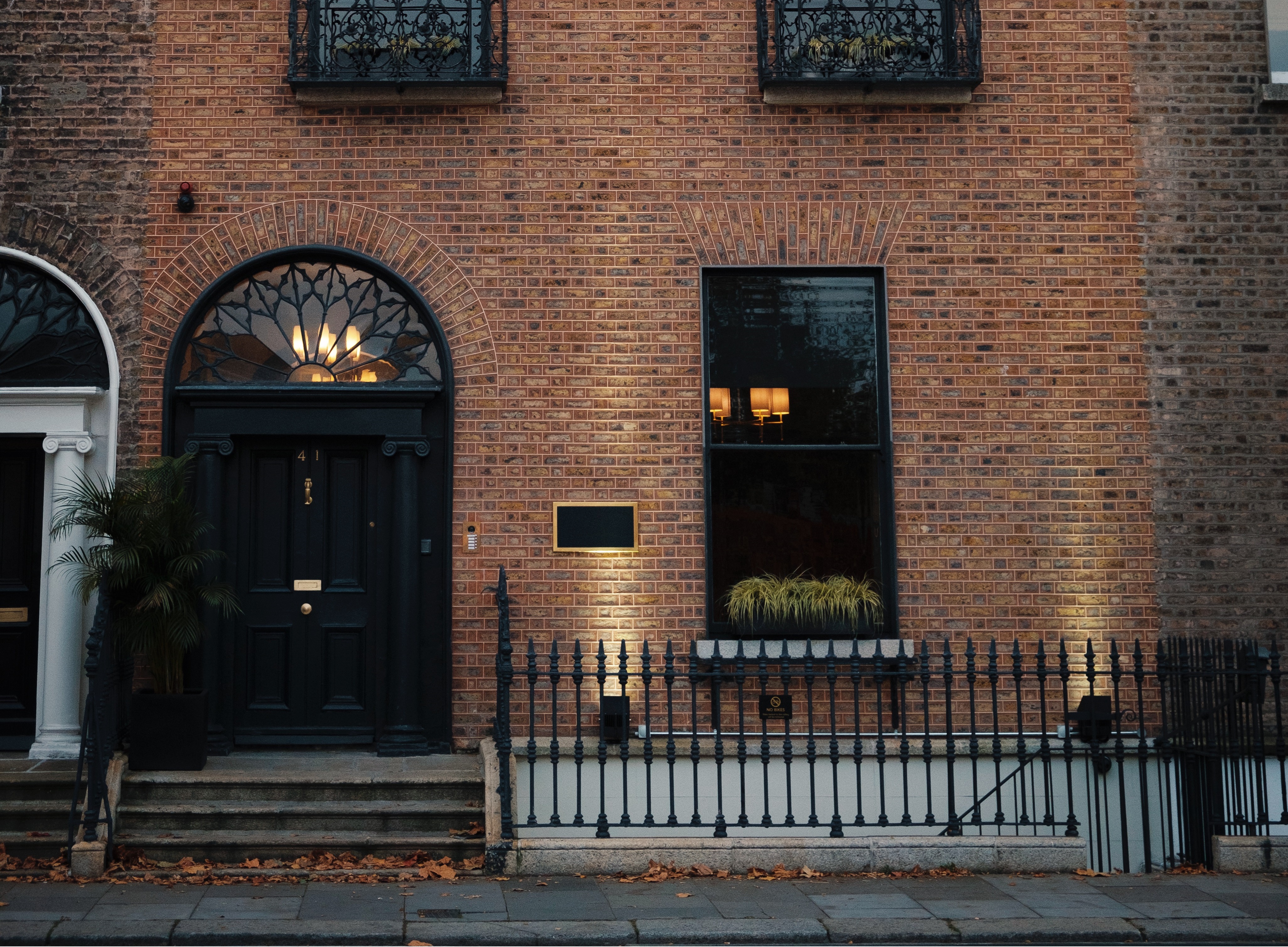 Contemporary serviced office with stunning views on Marsh Wall
