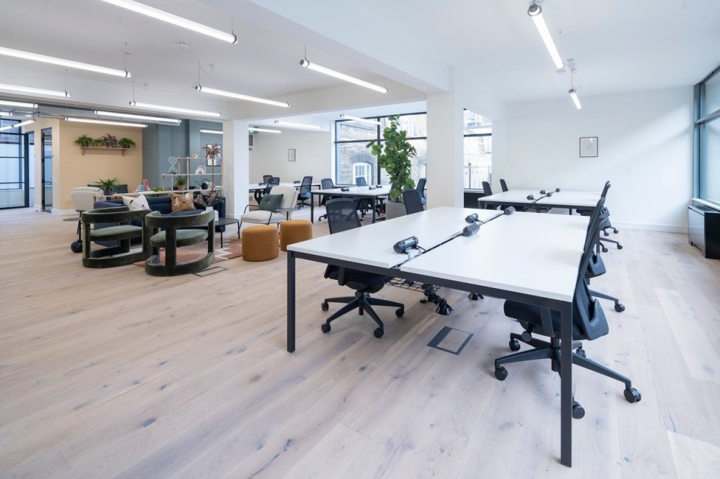 St. John's Square, Farringdon, EC1V 4JL