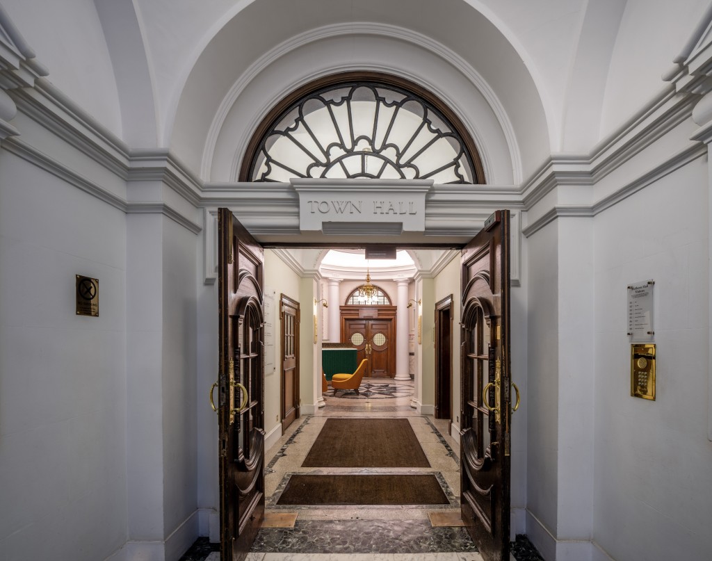 High Holborn, Holborn, London, WC1V 7BD