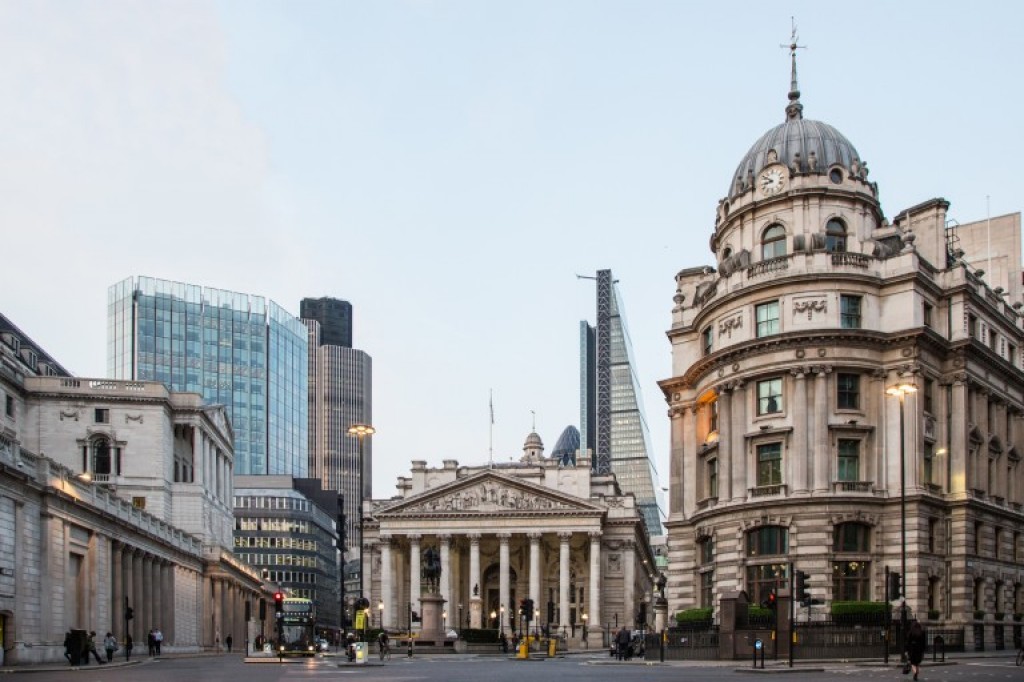 Cornhill, Bank, EC3V 3ND