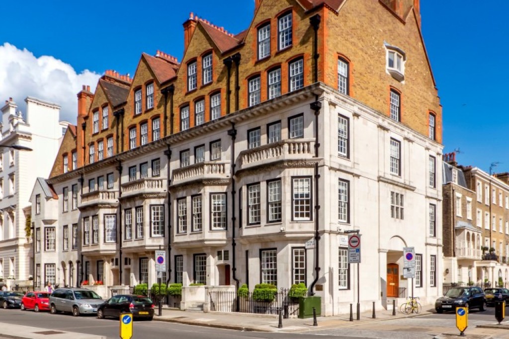 Eaton Gate, Belgravia, SW1W 9BJ