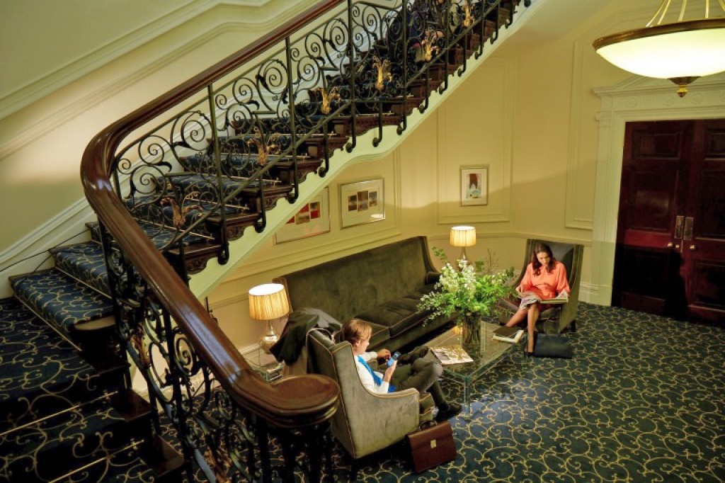 Pont Street, Knightsbridge, SW1X 0BD