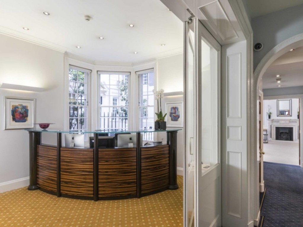 Brook Street, Mayfair, W1K 5EH