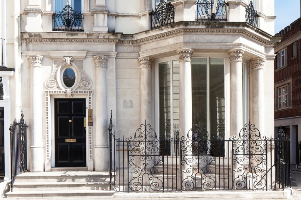 Berkeley Square, Mayfair, W1J 6HE