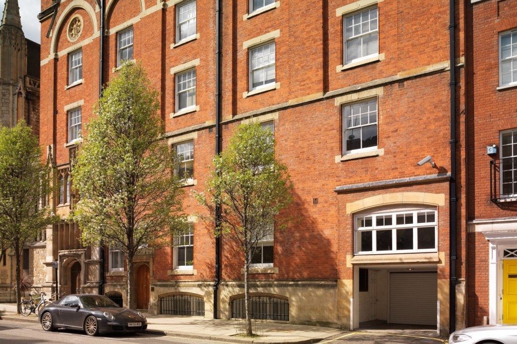 Farm Street, Mayfair, W1J 5RL