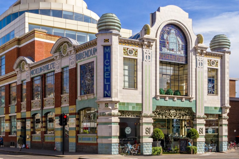 Fulham Road, Kensington, SW3 6RD