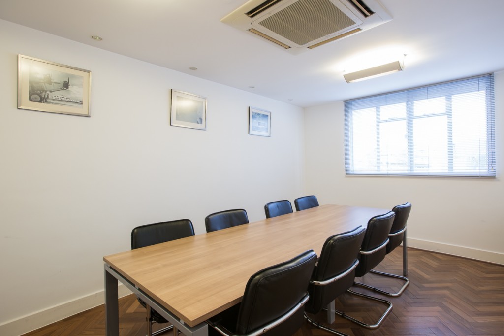 City Road, Gatwick, RH6 0PA