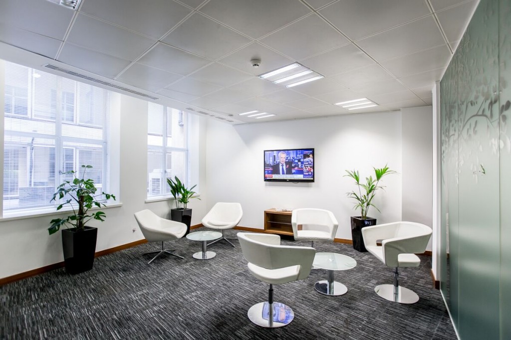 High Holborn, Holborn, WC1V 6BX