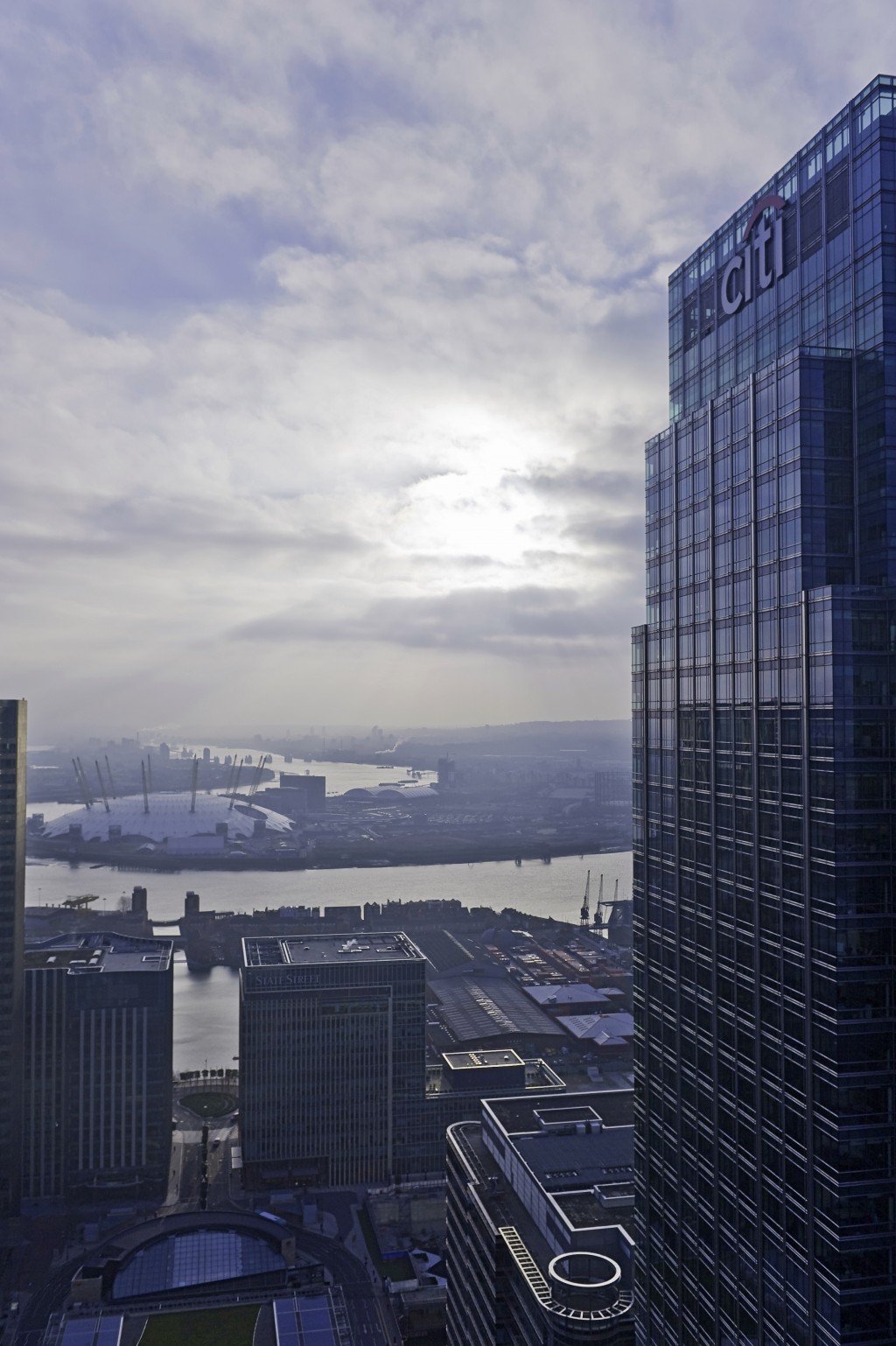Regus, 25, Canada Square, Canary Wharf, London, E14 5LB