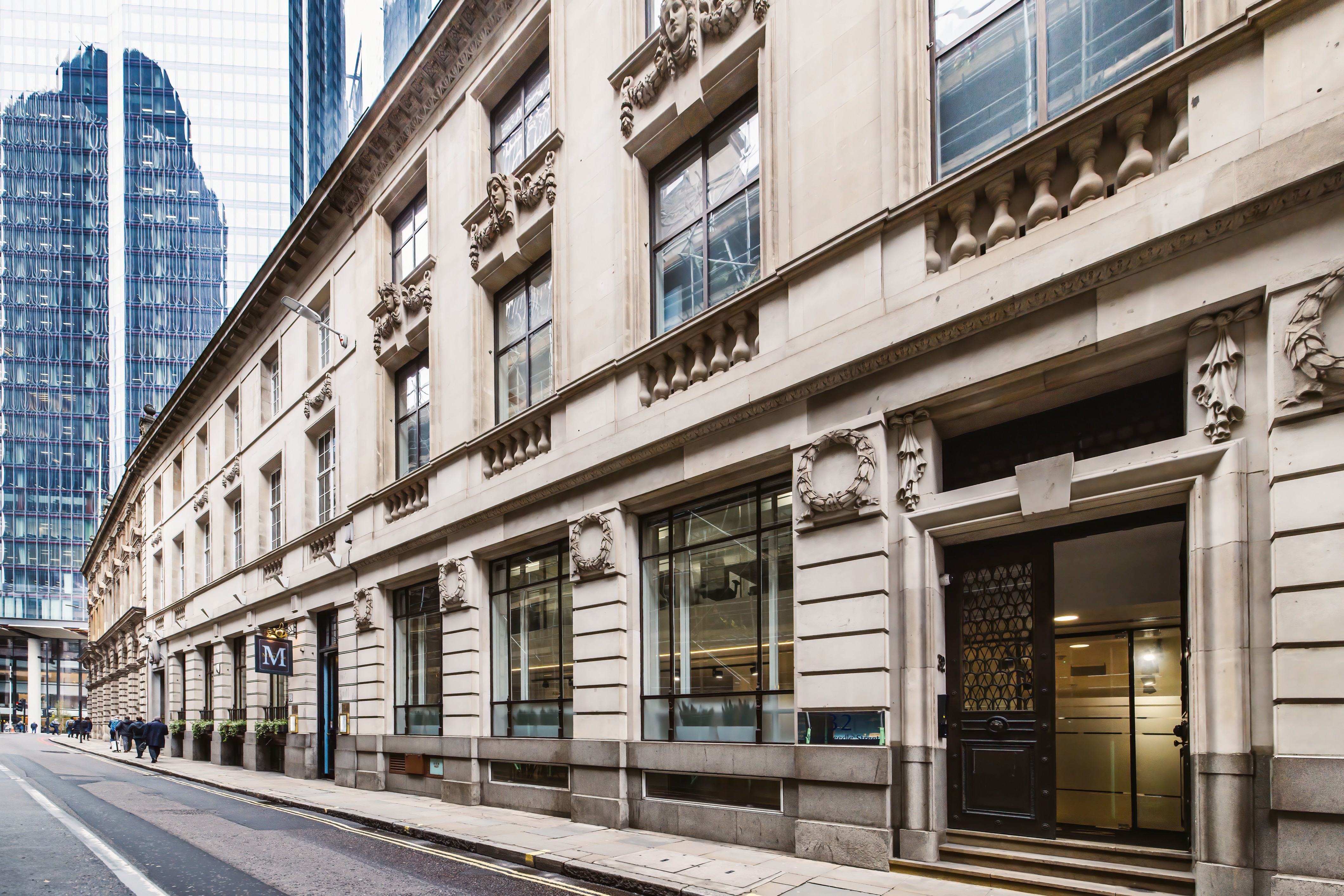 32 Threadneedle Street, Bank, London, EC2R 8AY