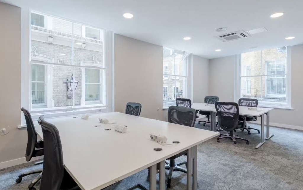 32 Threadneedle Street, Bank, London, EC2R 8AY