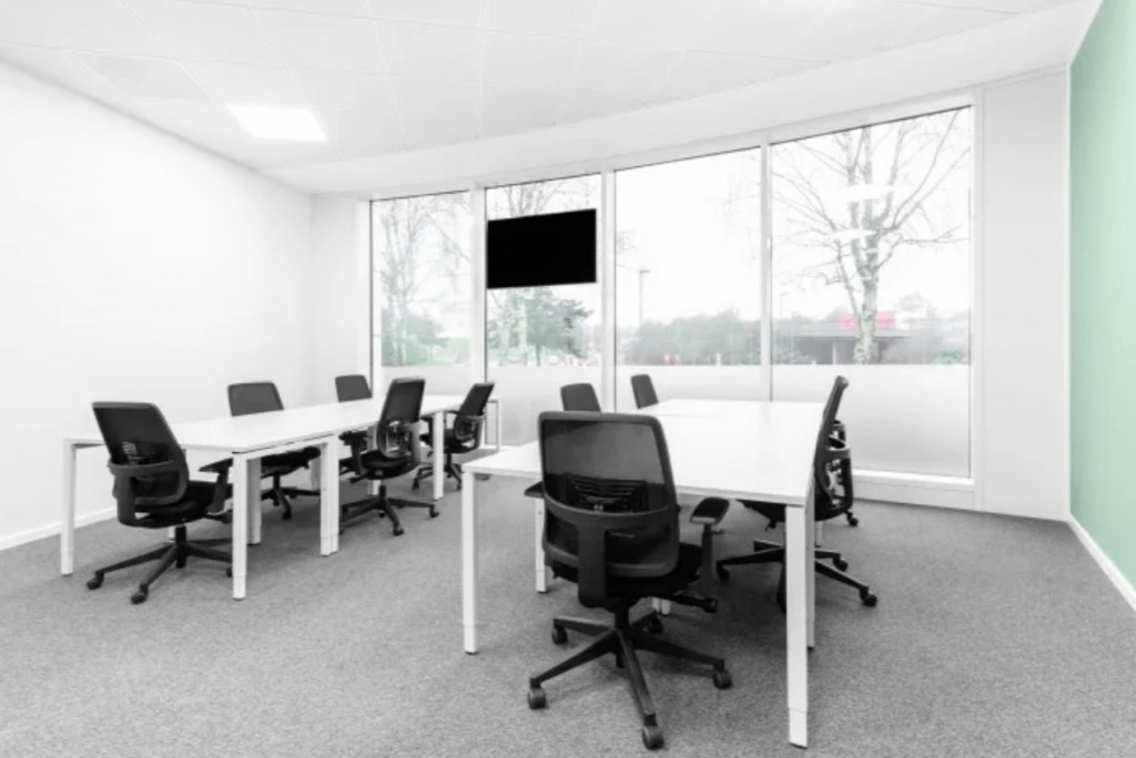Guildford Business Park, Guildford, Surrey, GU2 8XG