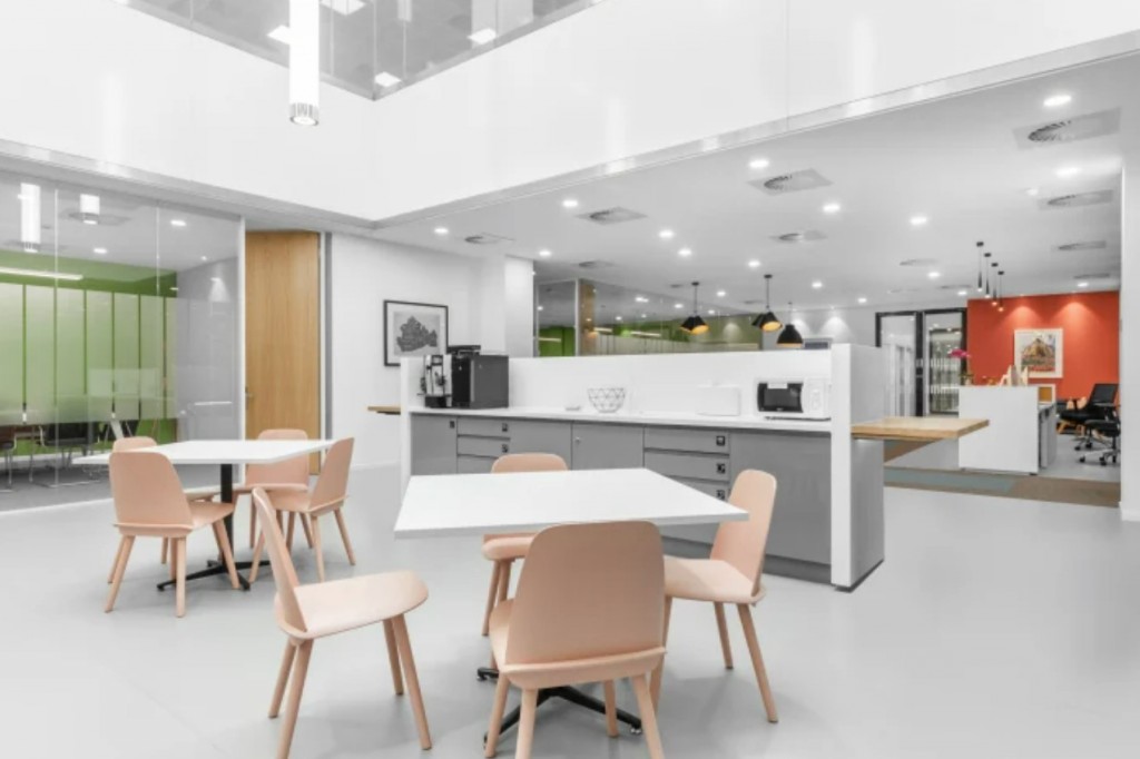 Guildford Business Park, Guildford, Surrey, GU2 8XG