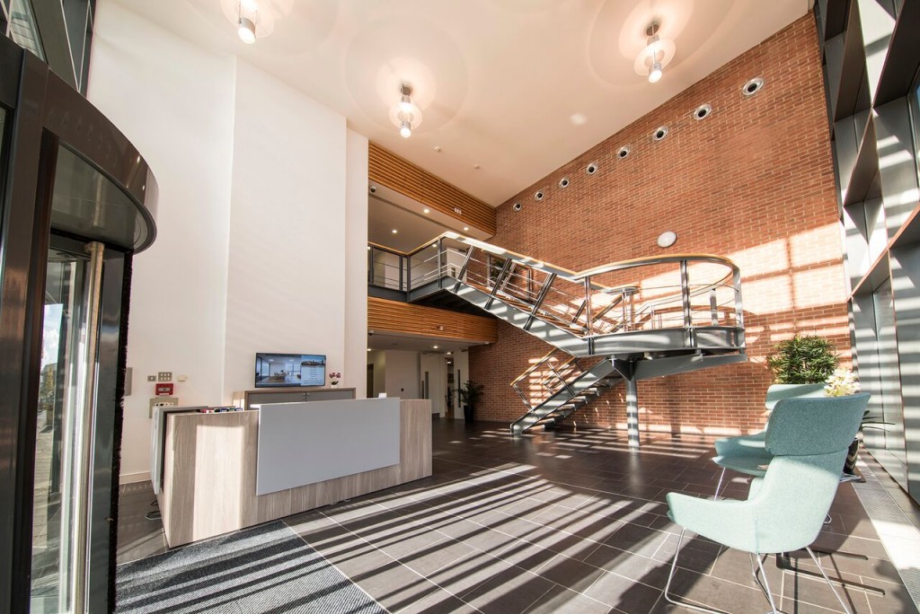 Kingsmead Business Park, Frederick Pl, High Wycombe, HP11 1JU