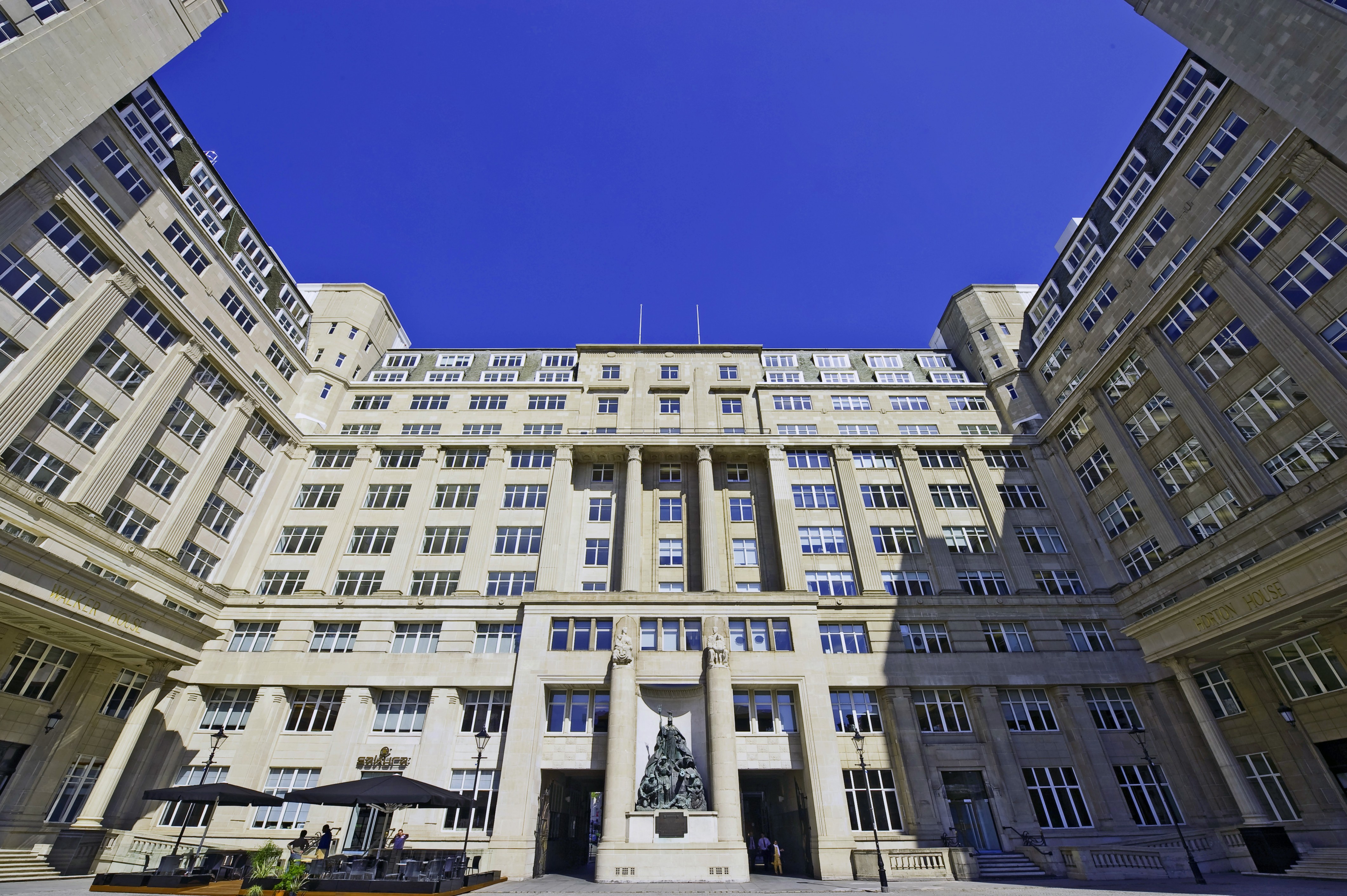 Exchange Flags, Liverpool, L2 3PF