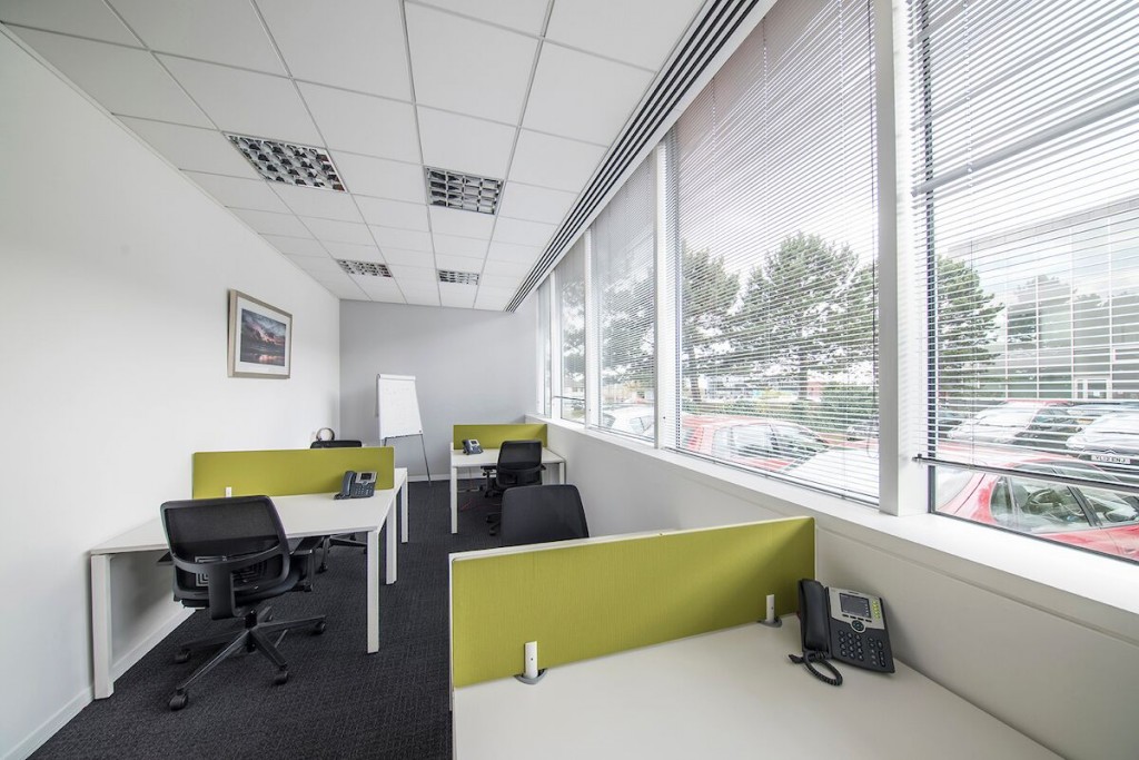Bath Road, Slough, SL1 4DX