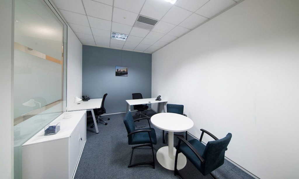 Bath Road, Slough, SL1 4DX