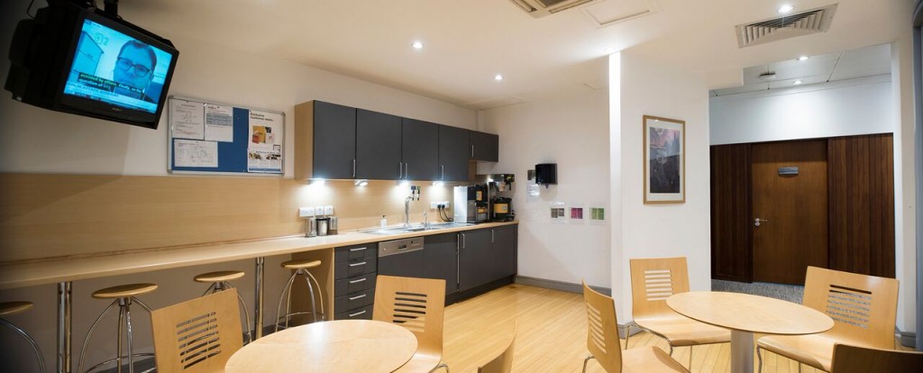 St. Andrew Square, Edinburgh, EH2 2AF