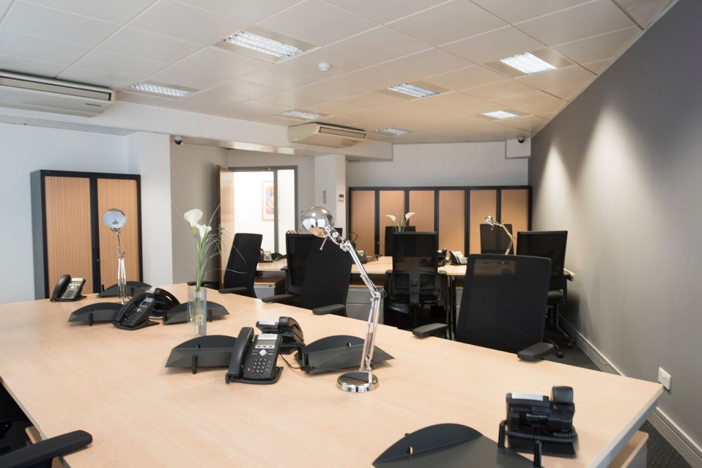 St. Andrew Square, Edinburgh, EH2 2AF